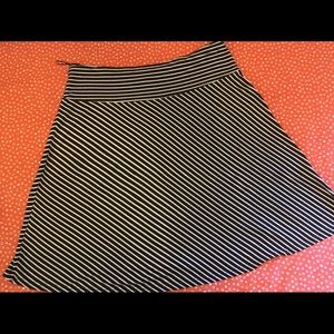 Stretchy, comfy, cute skirt